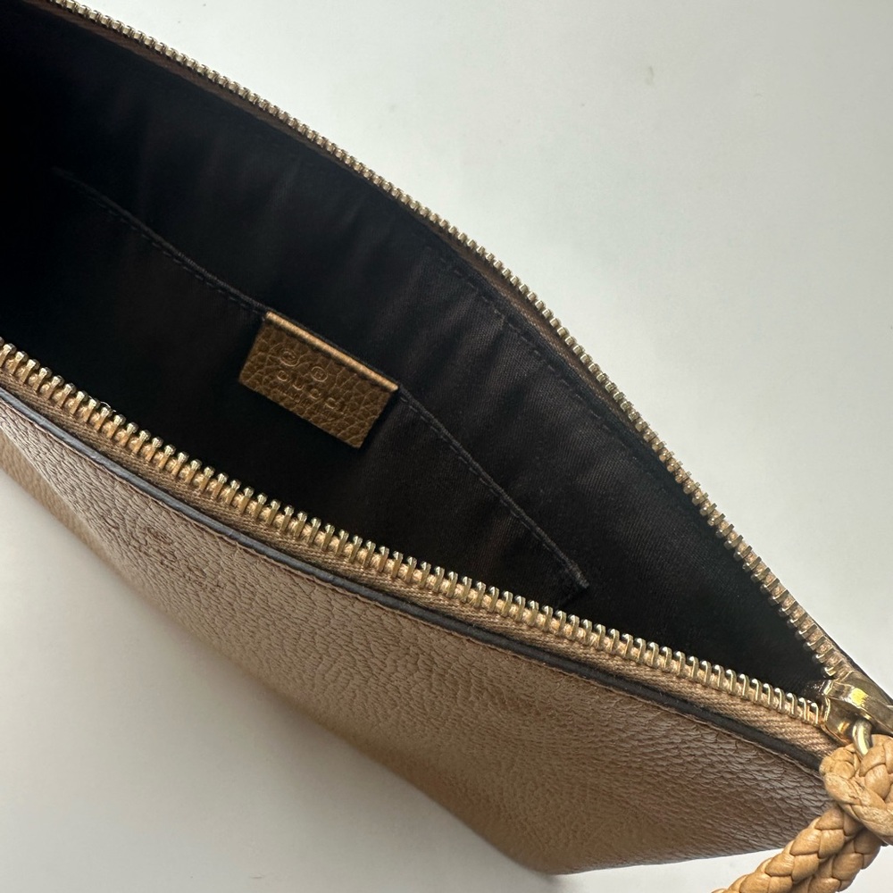 Gucci Tan Leather Clutch with Bamboo Tassels - Picture 4 of 7